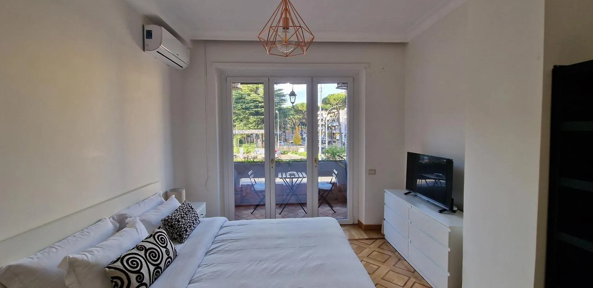 Large Apartment In San Pietro Rome 0*,  Italy
