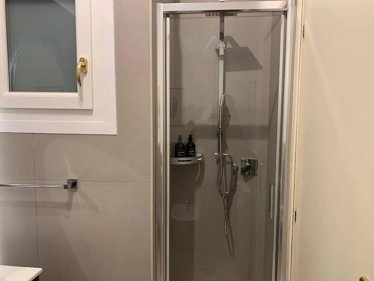 Large Apartment In San Pietro Rome Italy